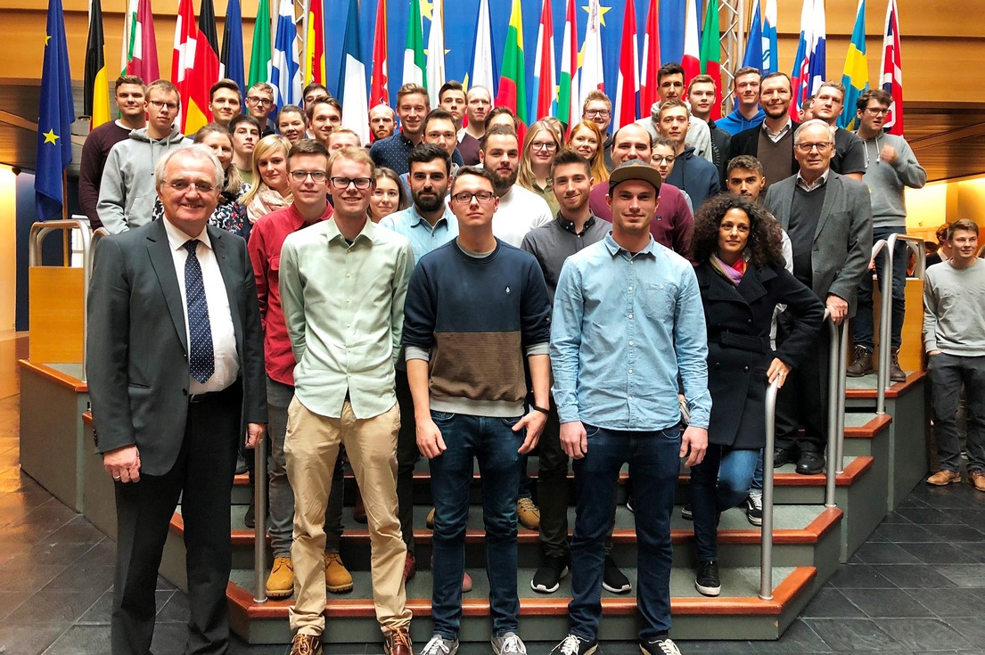 Studierende des Studiengangs BWL-Handwerk der DHBW Stuttgart zu Besuch im europäischen Parlament in Straßburg