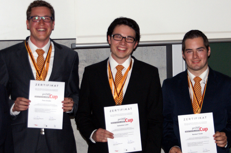 Die erfolgreichen Studenten Norbert Török, Sebastian Liehr und Timo Gruber (v.l.n.r.); Foto: priME-Cup GmbH