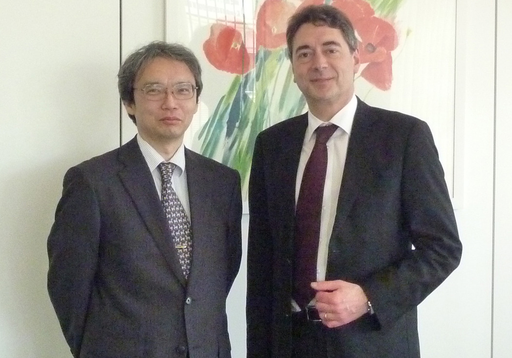 Dr. Shinji Sakano, Prof. Dr. Joachim Weber