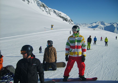 Snowboardfahrer auf dem Berg