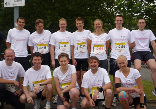 Teilnehmergruppe der DHBW Stuttgart beim Stuttgarter Zeitung-Lauf 2009