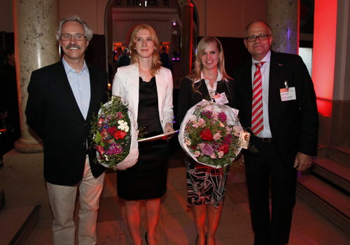 Bild v.l.n.r.: Dr. Gerhard Rübling (stellv. Vorstandsvorsitzender DGFP, Julia Gunnoltz, Caroline Späth, Hendrik Leuschke (Geschäftsführer DGFP)